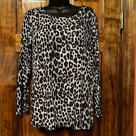 Mario Serrani Snow Leopard Print Tunic - Picture 3 of 9
